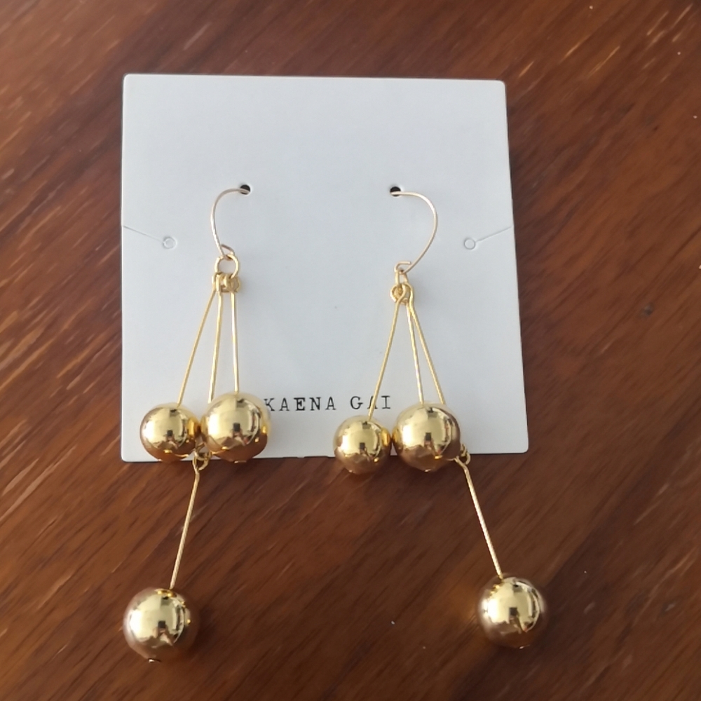Assorted Earrings - Picture 8 of 8